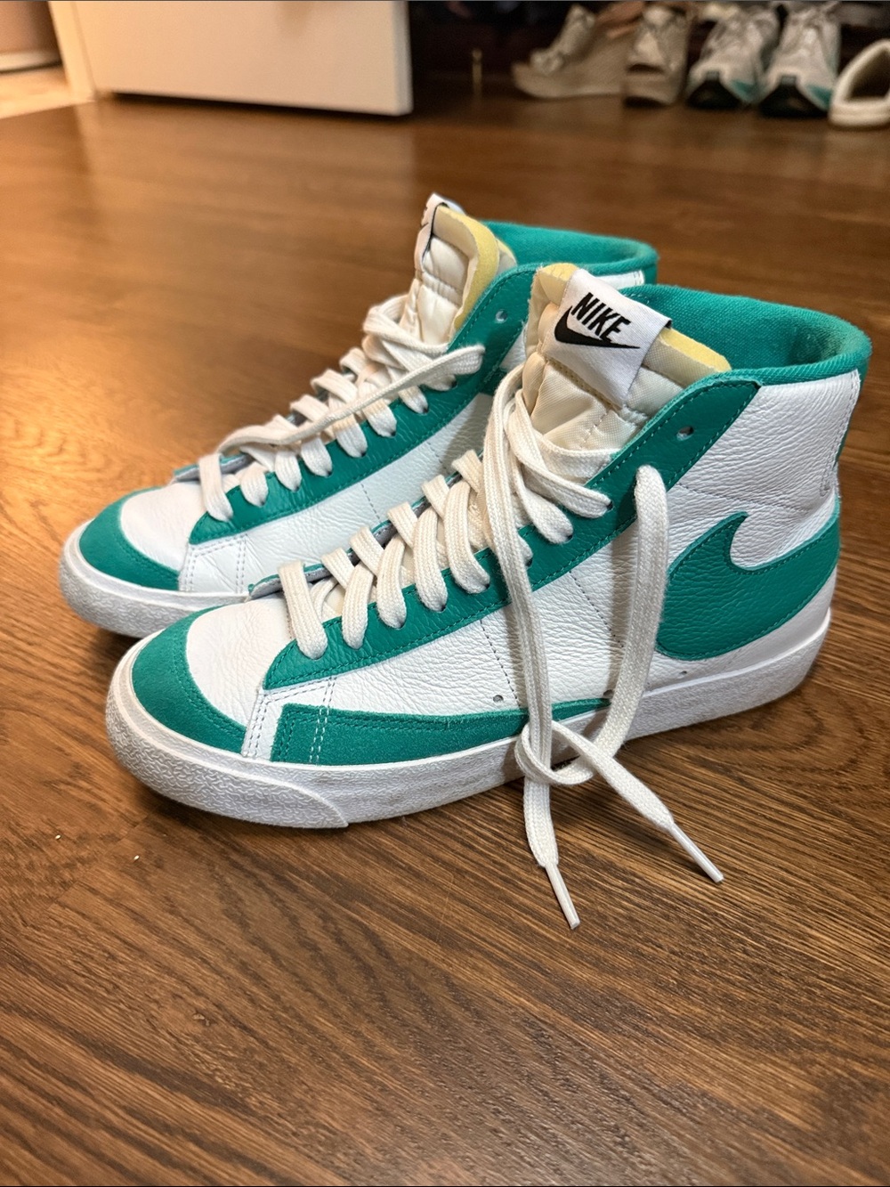 Nike Blazer Mid White Green High-Top Sneakers